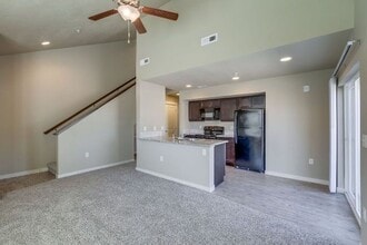 Building Photo - Shallow Creek L