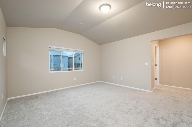 Building Photo - 3878 79th Dr NE