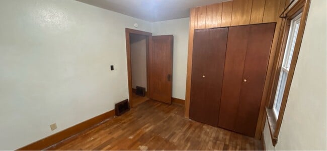 Building Photo - 138 S Francis Ave