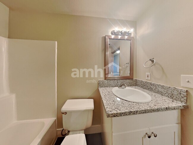 Building Photo - 16978 SW Steele Way