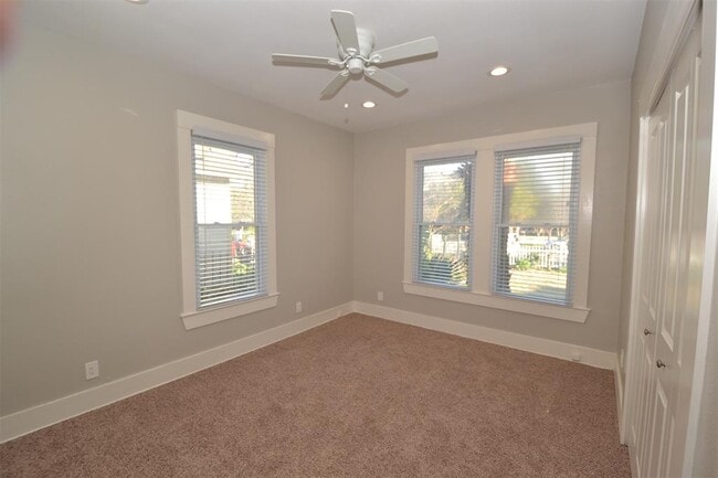 Building Photo - 7602 Blessing Ave