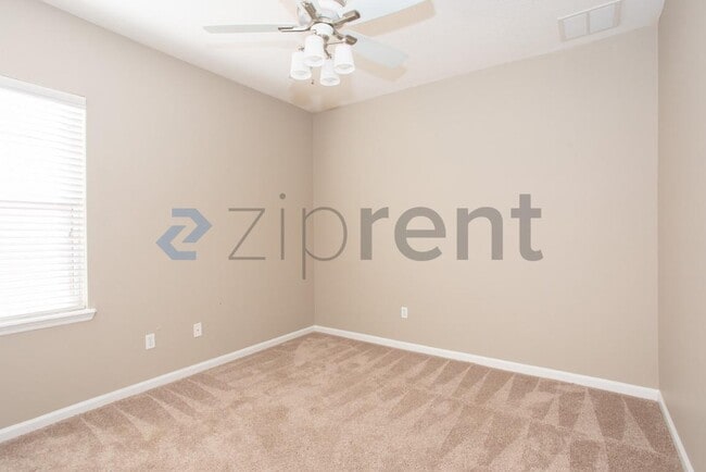 Building Photo - 932 Gallier Pl