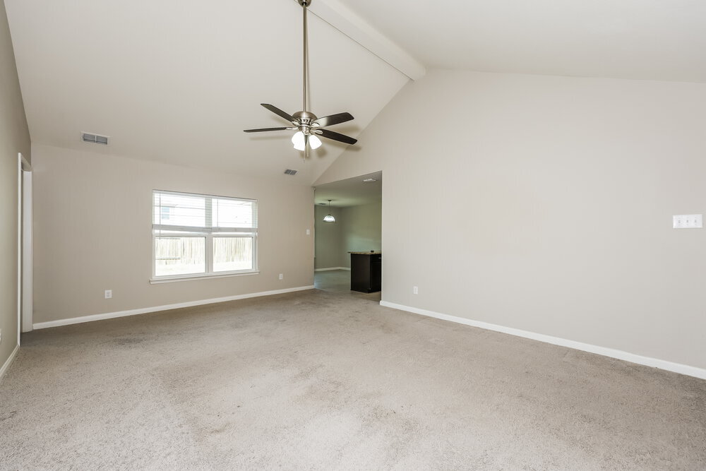 Building Photo - 157 Aaron St