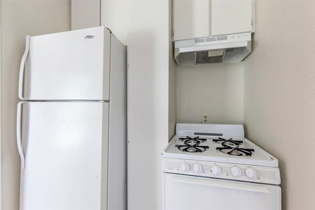 Building Photo - 156 County Rd 3251W