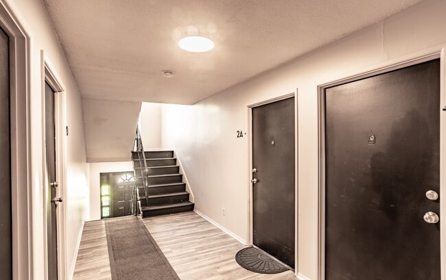 Building Photo - Waldo Plaza