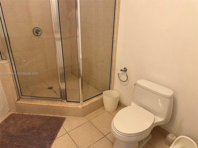 Building Photo - 16699 Collins Ave