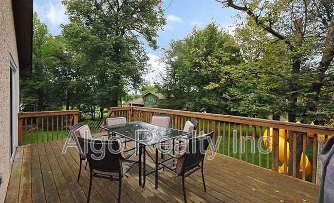 Building Photo - 7268 Sunnyslope Dr