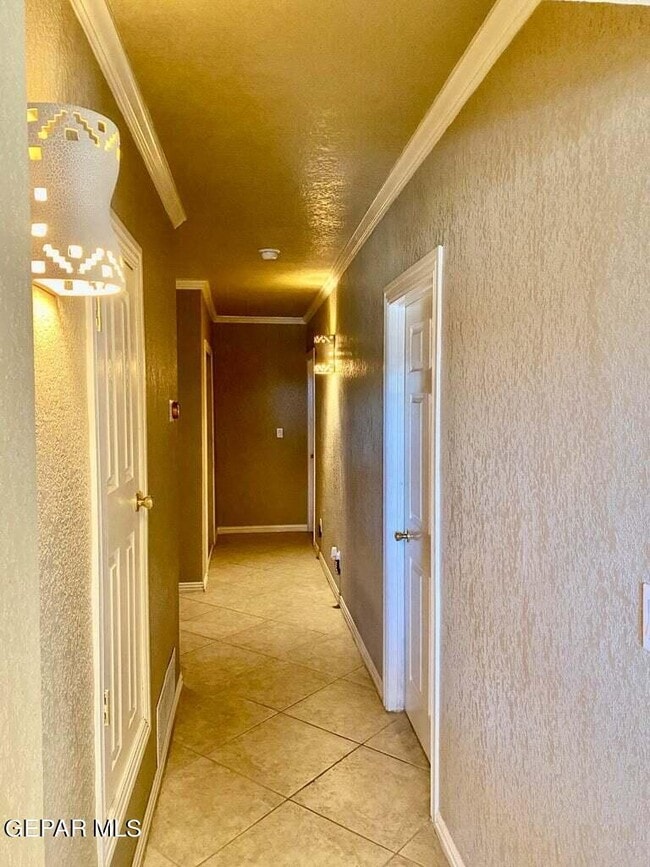 Building Photo - 7409 Edgemere Blvd