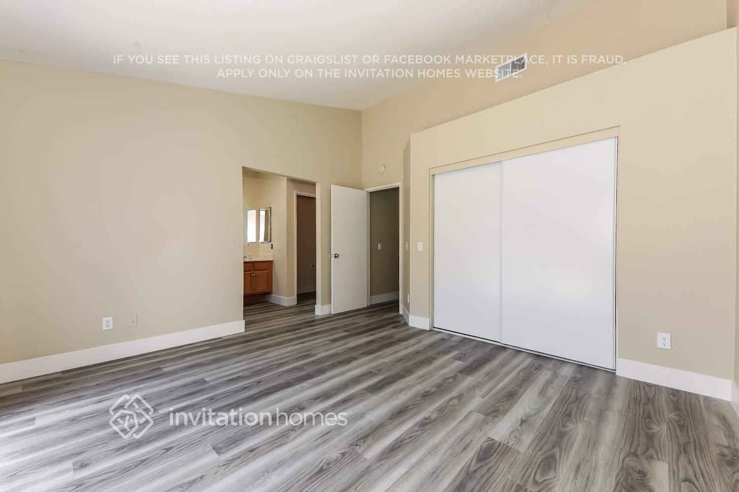 Building Photo - 39272 Vía Lar