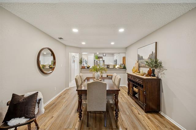 Building Photo - 3003 Kathleen Ln