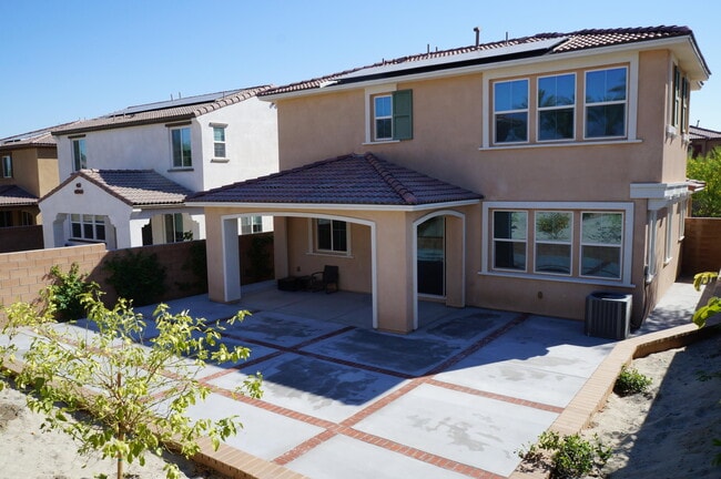 Building Photo - 35515 Bains Ave