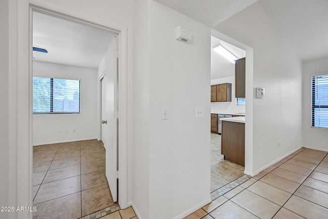Building Photo - 8606 W College Dr