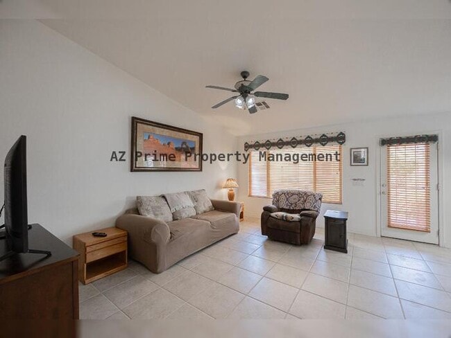 Building Photo - 3431 E Torrey Pines Ln