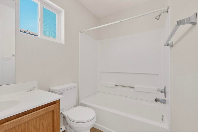 Building Photo - 8300 Bluffs Edge Pl NW