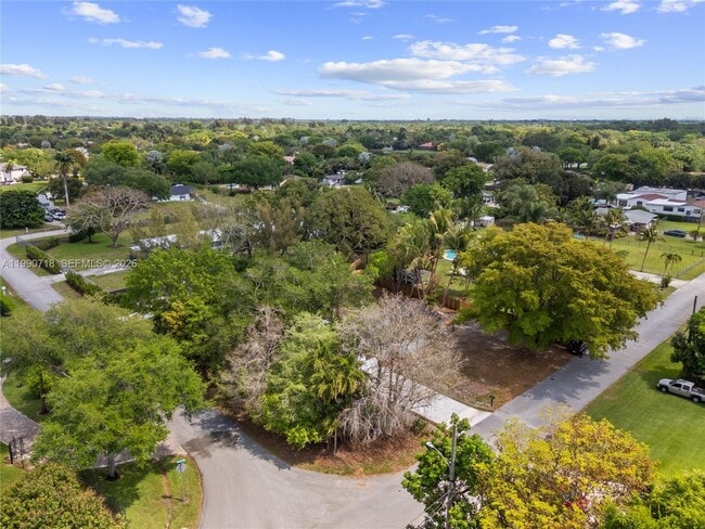 Building Photo - 14171 SW 37th Ct