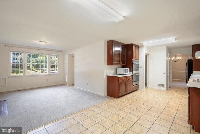 Building Photo - 7223 Reservation Dr