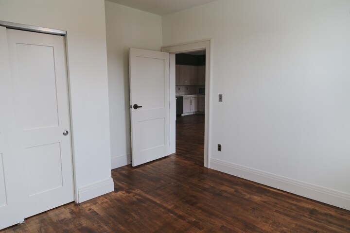 Apartment D Bedroom - 121 Michigan Ave W