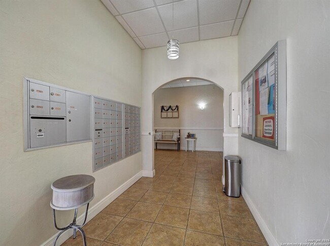 Building Photo - 15002 Windward Dr