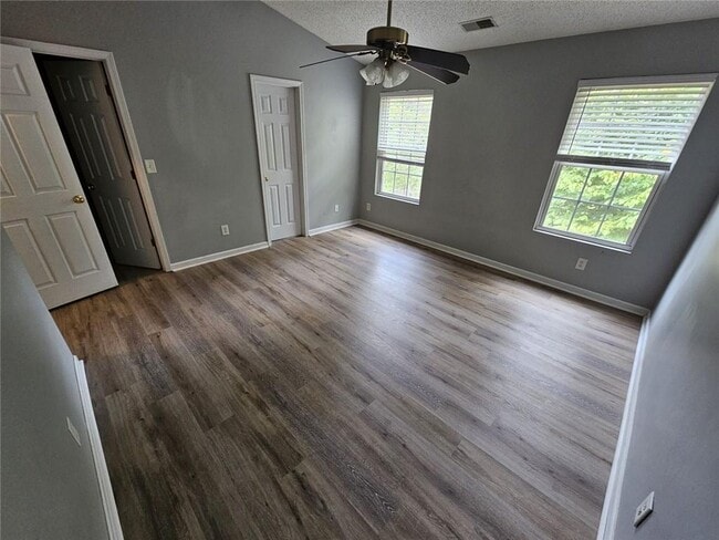 Building Photo - 1406 Flanagan Mill Dr