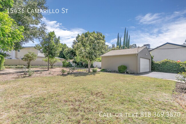 Building Photo - 15436 Camarillo St