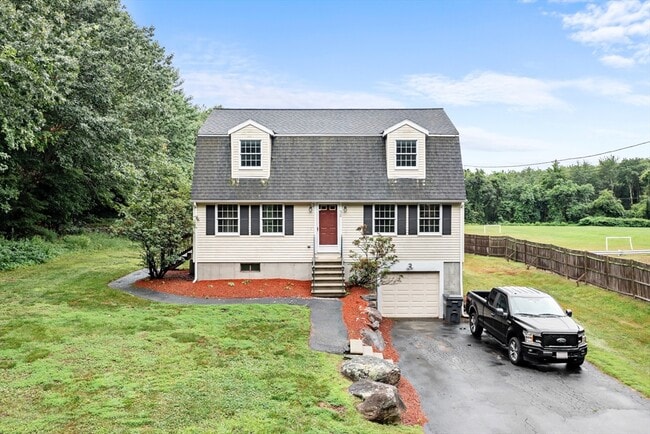 Building Photo - 38 Haskell St