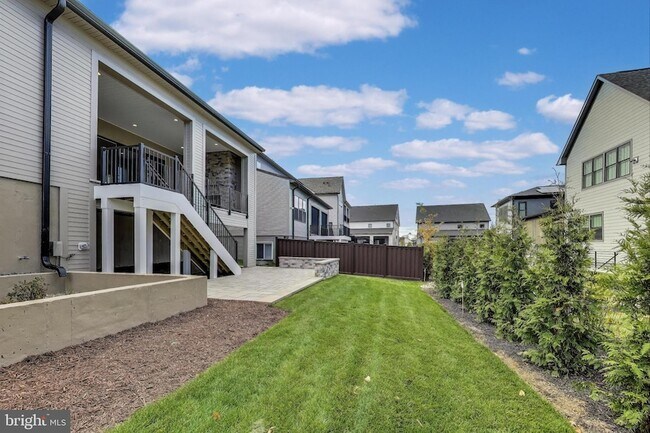 Building Photo - 6921 Renita Ln