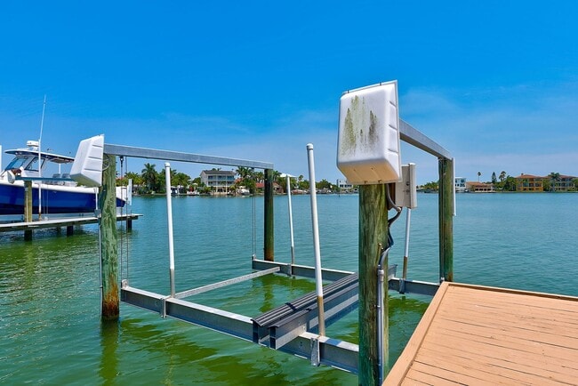 Building Photo - $500 Move-In Special – Limited Time!