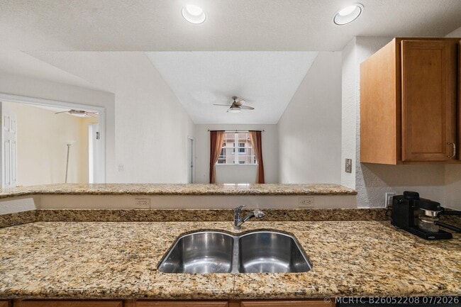 Building Photo - 1803 N Flagler Dr