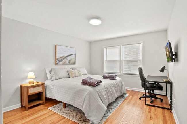 Building Photo - 236 Callan Ave