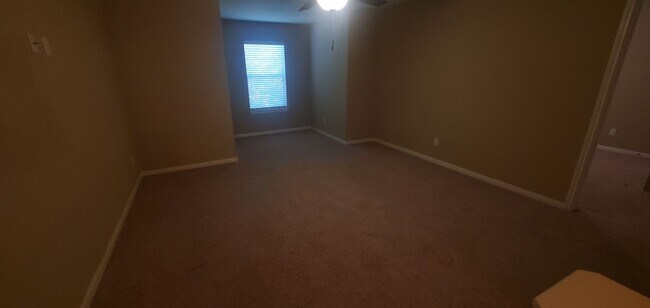 Building Photo - 249 Nomad Ln