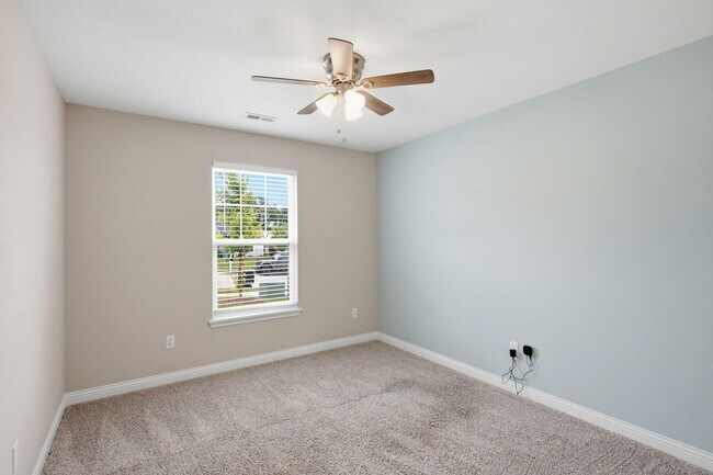 Building Photo - 5502 Geyser Blvd