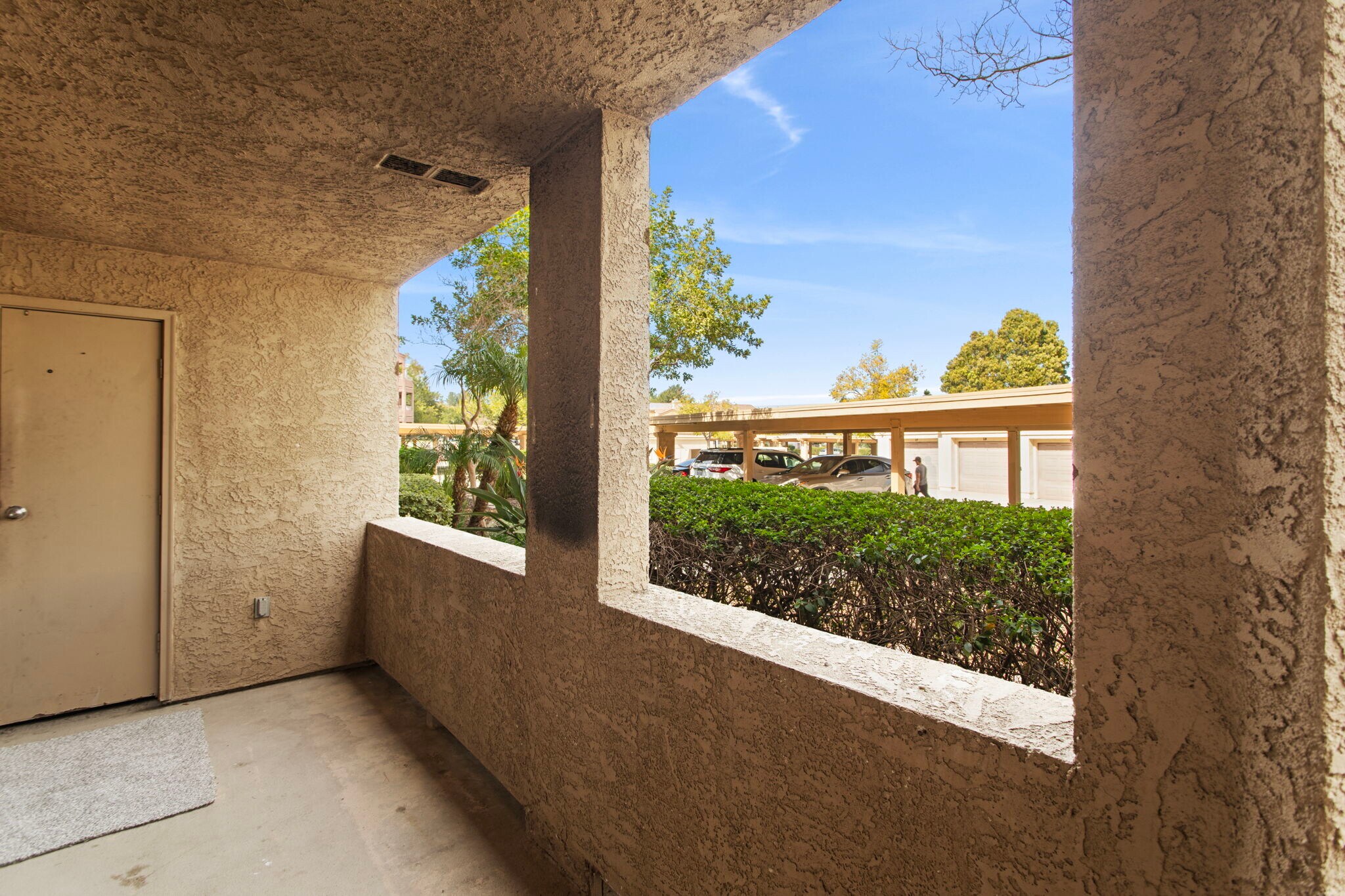 Building Photo - 2320 Del Mar Way