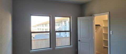 Building Photo - 124 Settlers Wy
