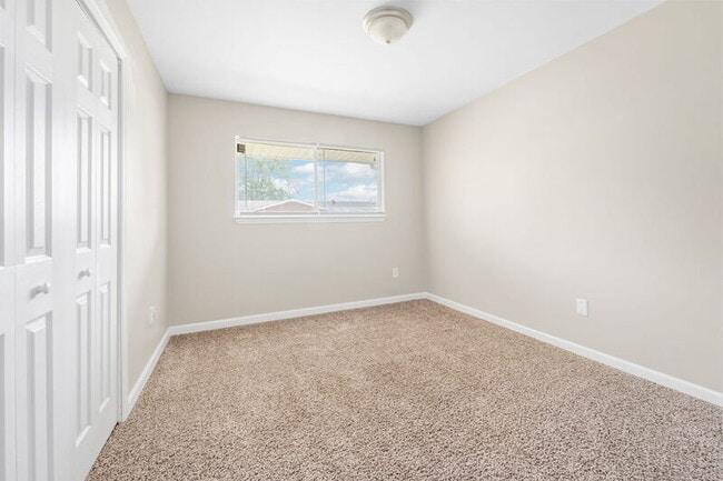 Building Photo - 1014 Montie Rd