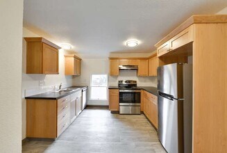 Building Photo - 624NW