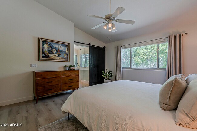 Building Photo - 4730 E Desert Cactus St