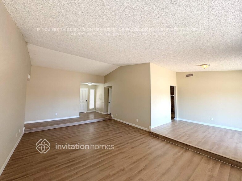 Building Photo - 4205 N 101st Ave