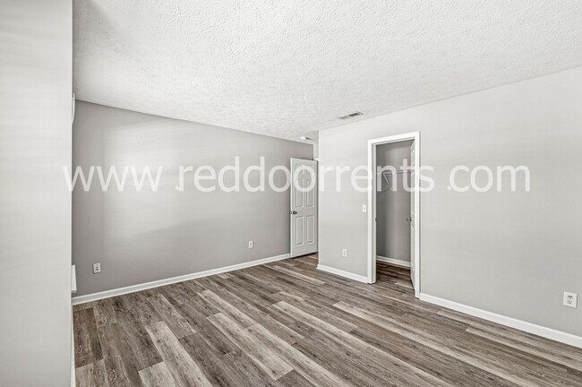 Building Photo - Schedule your showing today!