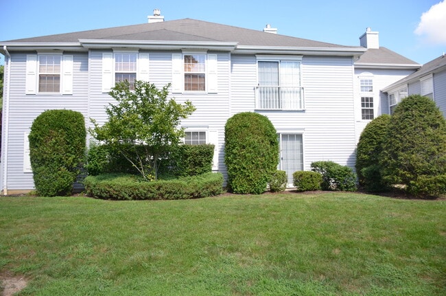 Building Photo - 997 Tarragon Ct