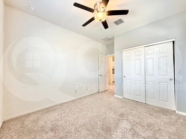 Building Photo - 3726 E Dogwood Dr
