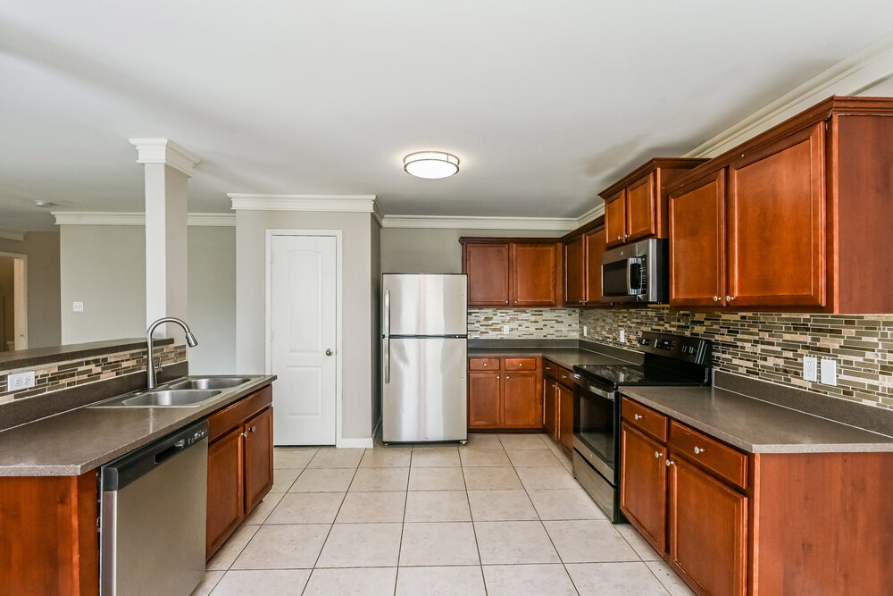 Building Photo - 8916 Highland Orchard Dr