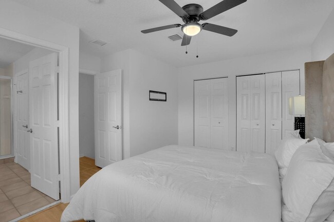 Building Photo - 4180 Landar Dr N