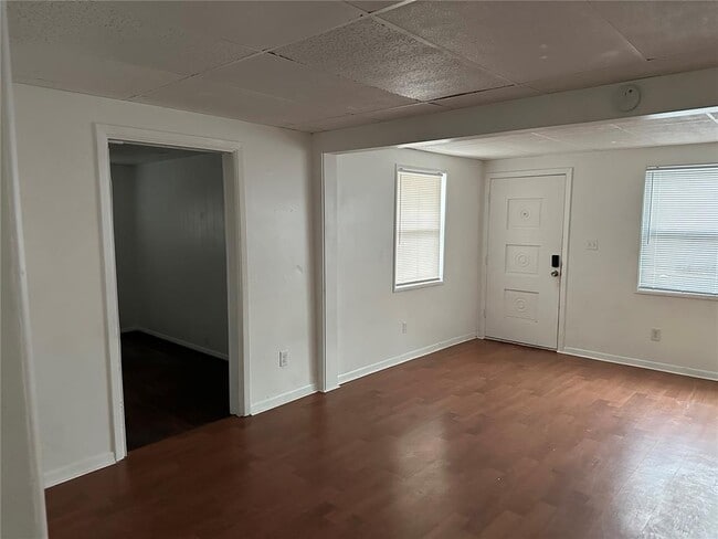 Building Photo - 1375 Druid Rd