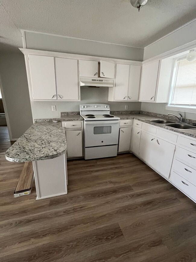 Building Photo - 1618 58th St