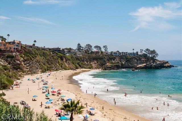 Building Photo - 27 N Vista De Catalina