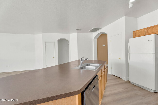 Building Photo - 13644 W San Juan Ave