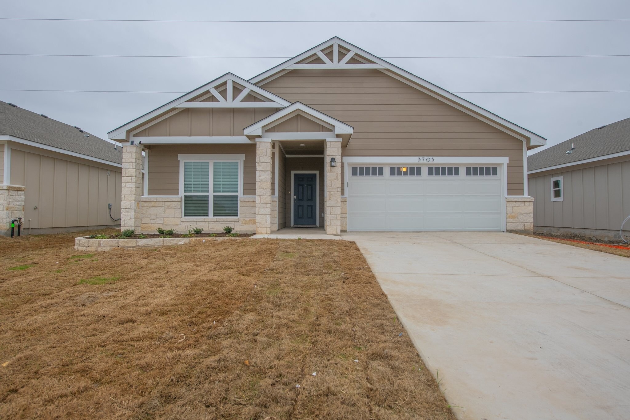 Building Photo - 3703 McCleland Crk Trl