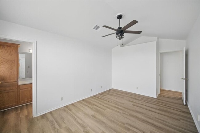 Building Photo - 2808 Kestrel Dr