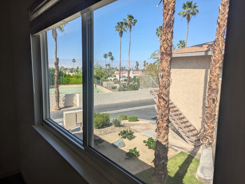 Building Photo - 72676 Willow St