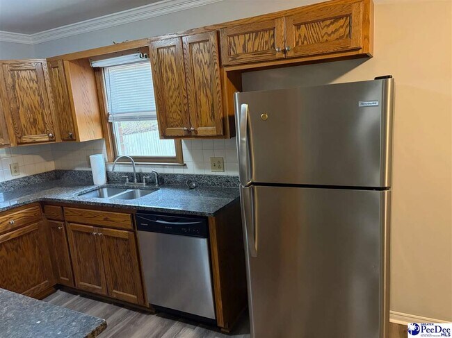 Building Photo - 3695 Claussen Rd